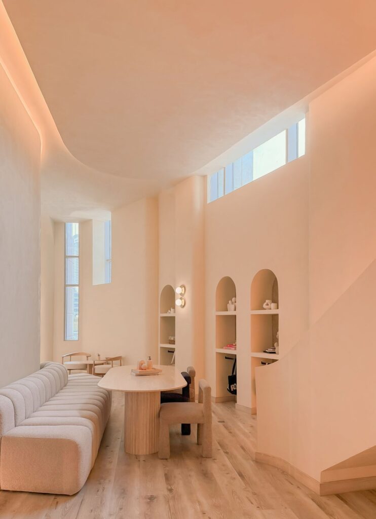 Posture, Business Bay, Dubai