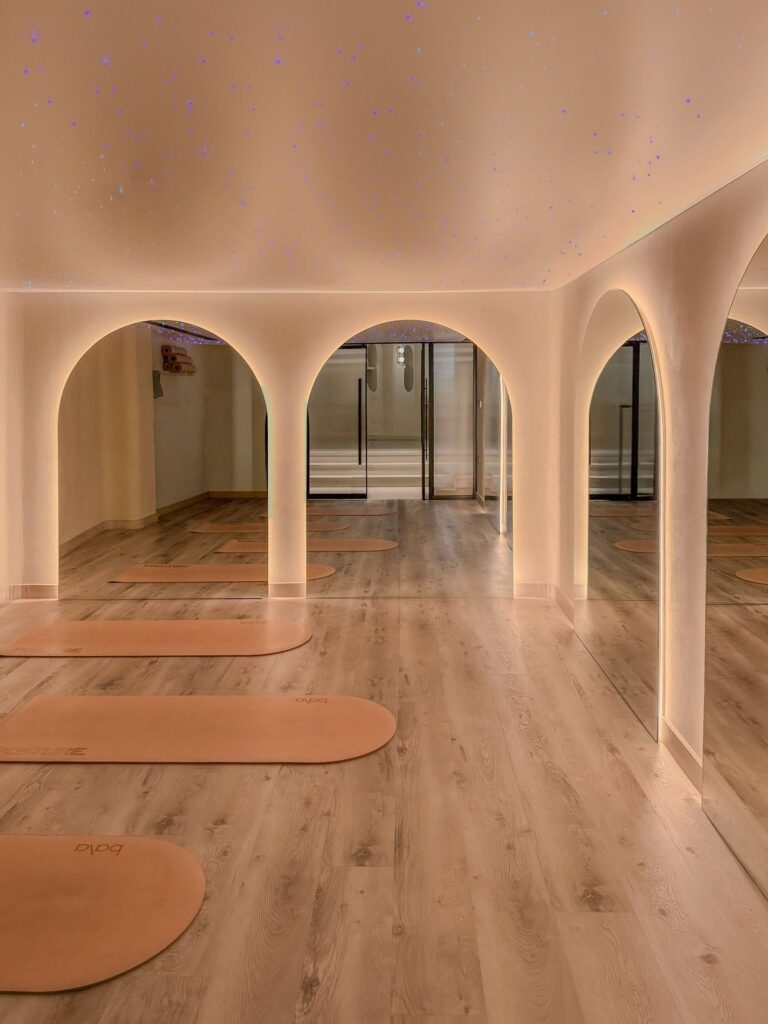 Posture, Business Bay, Dubai